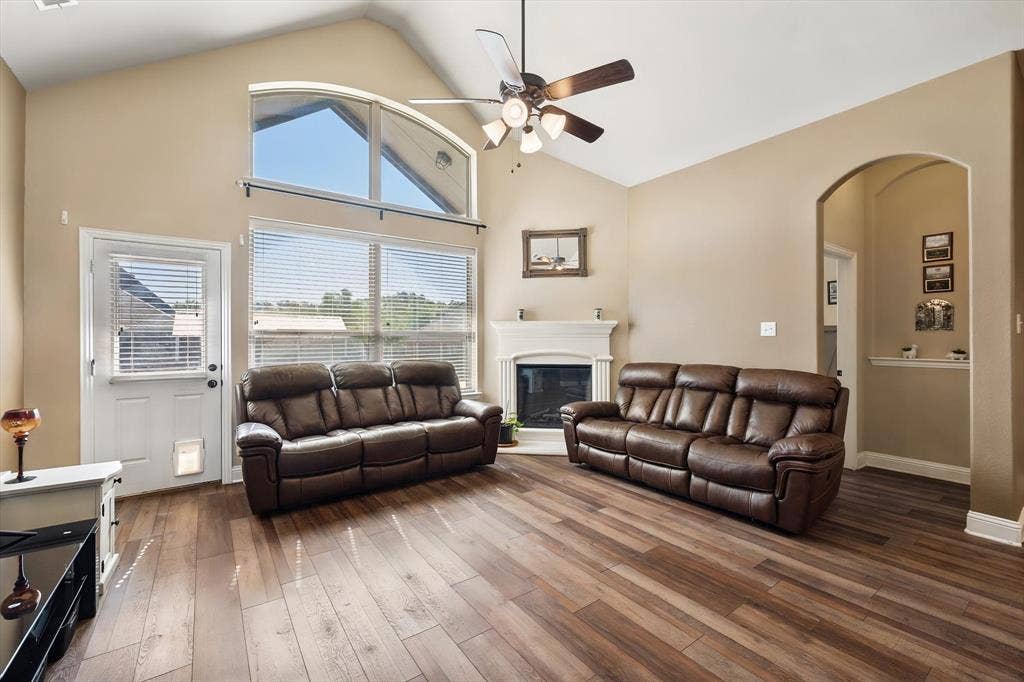 133 Haymeadow Drive, Crandall, TX 75114