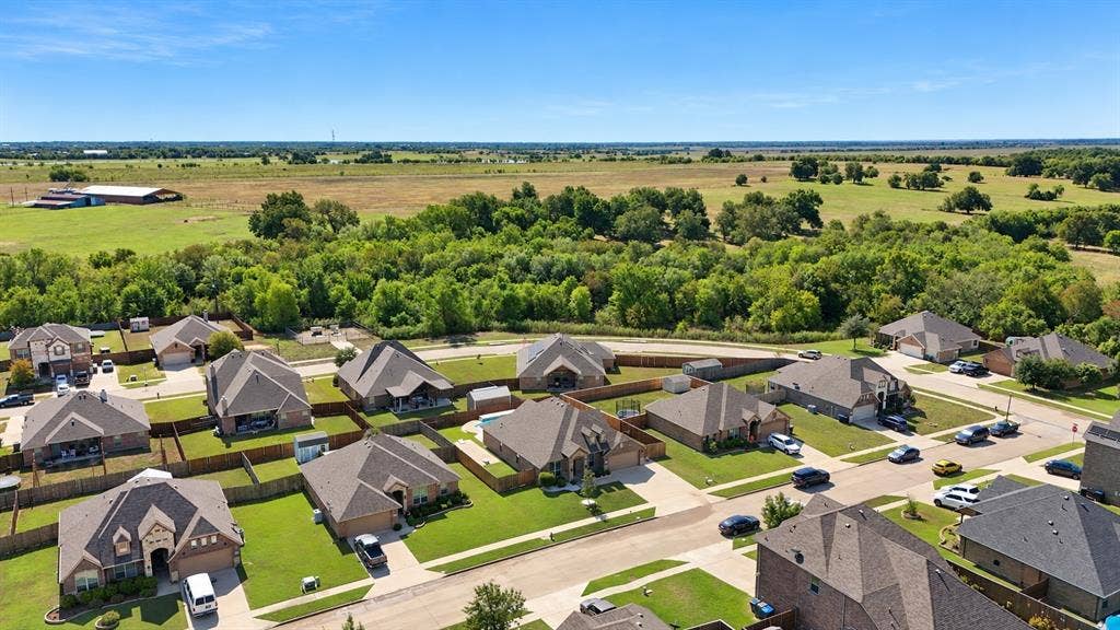 133 Haymeadow Drive, Crandall, TX 75114