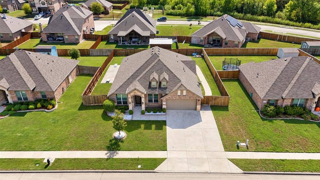 133 Haymeadow Drive, Crandall, TX 75114