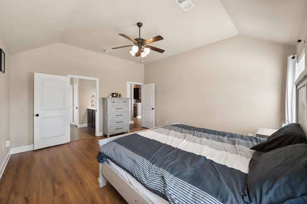 133 Haymeadow Drive, Crandall, TX 75114