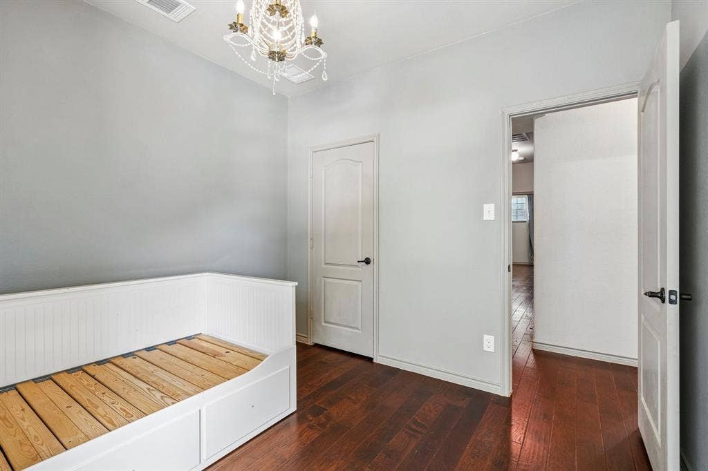 7937 Parkwood Boulevard, Plano, TX 75024 Hardwood-style flooring throughout