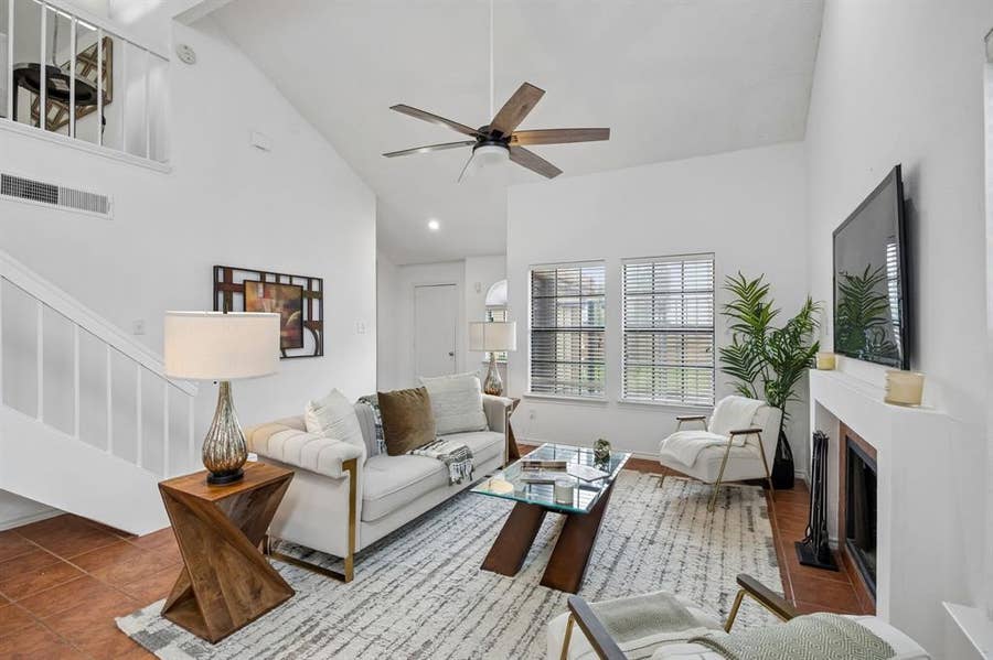 Property photo for 623 Rancho Circle, Irving, TX