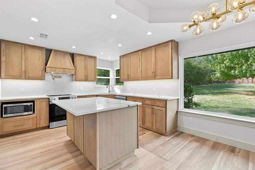 316 Oak Valley Drive, Colleyville, TX 76034 316 Oak Valley Drive, Colleyville, TX 76034