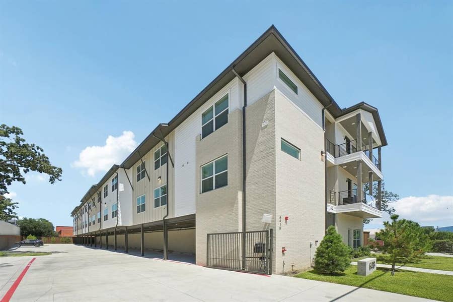 Property photo for 6418 Maple Avenue, #308, Dallas, TX