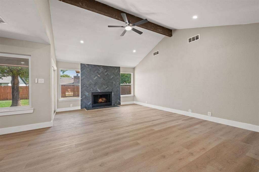 7512 Clover Lane, Watauga, TX 76148