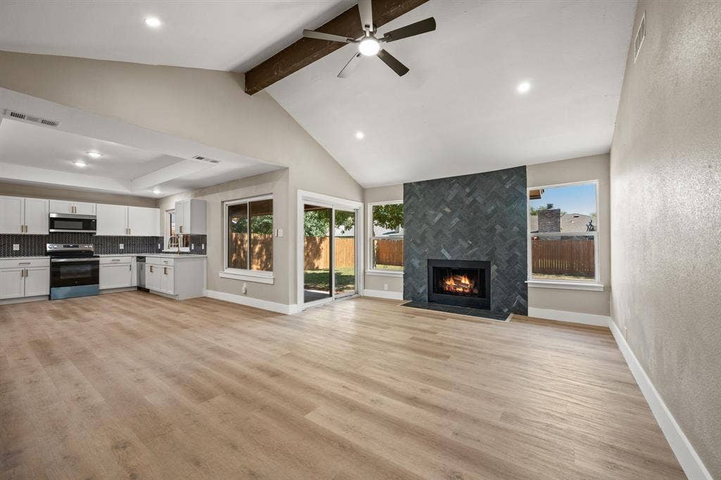 7512 Clover Lane, Watauga, TX 76148