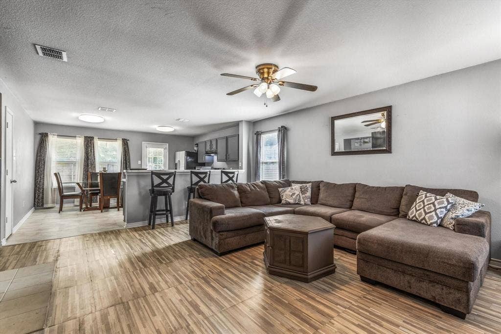 8610 Mountain Bluff, Dallas, TX 75227 8610 Mountain Bluff, Dallas, TX 75227
