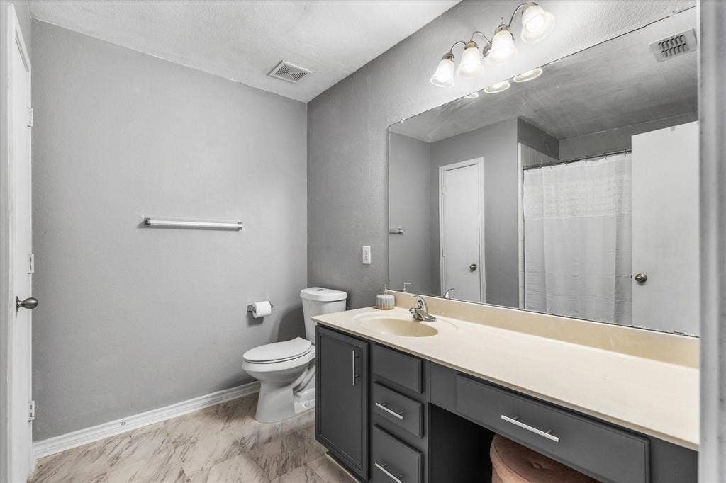 8610 Mountain Bluff, Dallas, TX 75227 8610 Mountain Bluff, Dallas, TX 75227