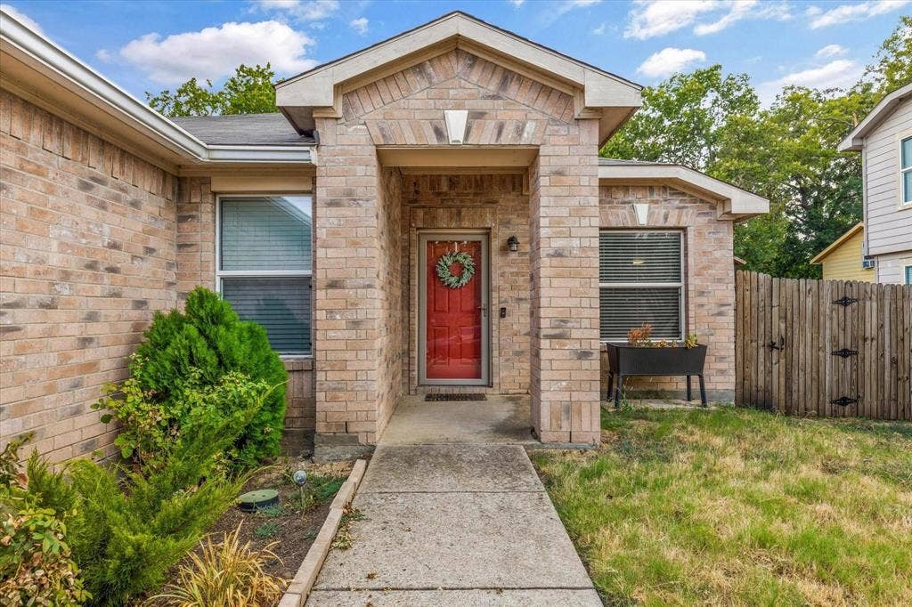 8610 Mountain Bluff, Dallas, TX 75227 8610 Mountain Bluff, Dallas, TX 75227