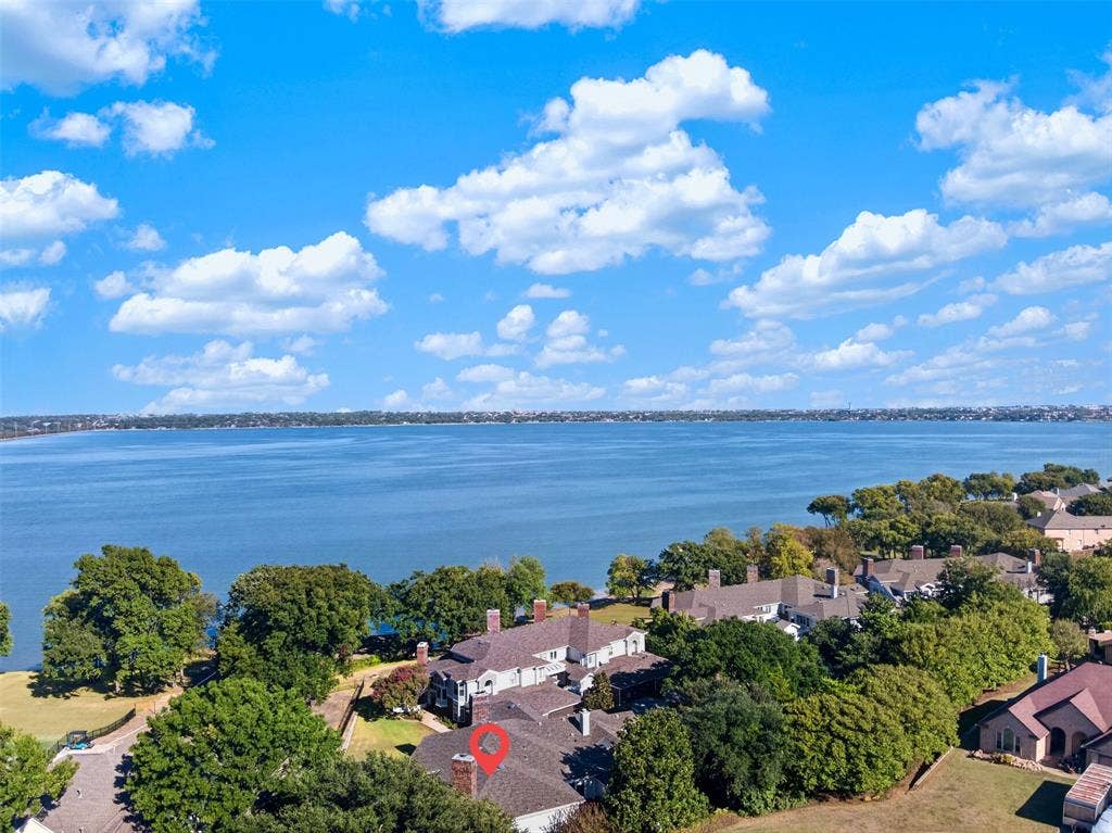 9981 Waterfront Trail, Rowlett, TX 75087 9981 Waterfront Trail, Rowlett, TX 75087