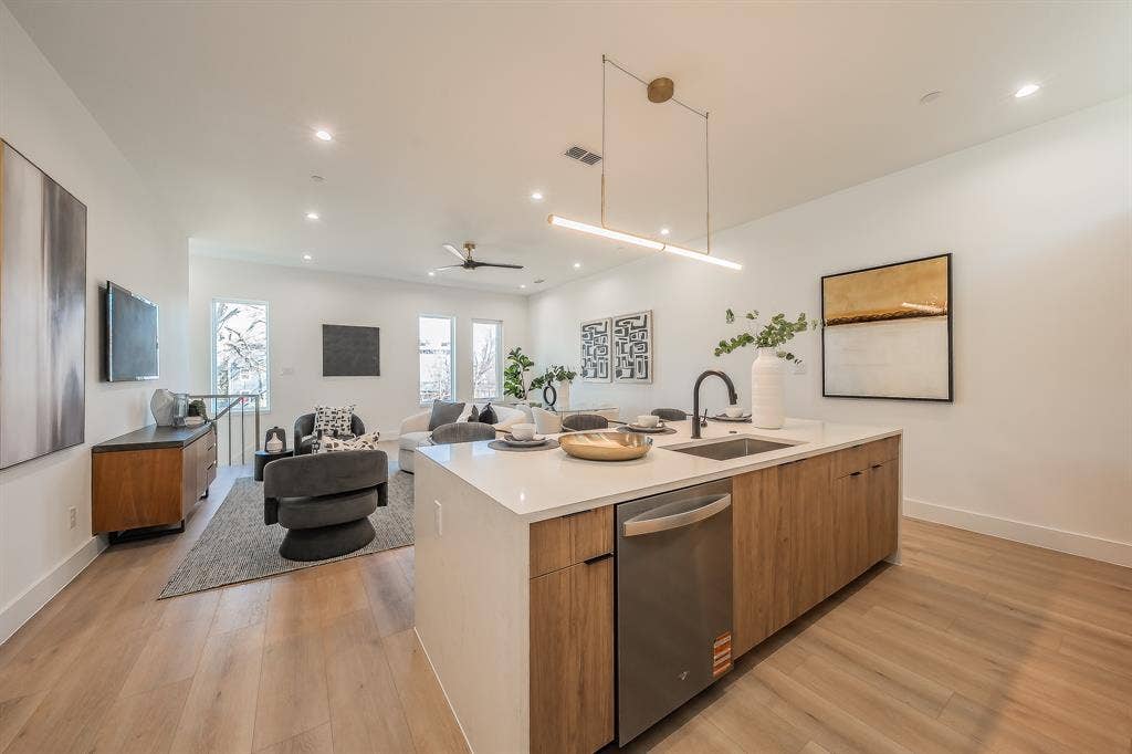5320 Reiger Avenue, #107, Dallas, TX 75214 5320 Reiger Avenue, #107, Dallas, TX 75214