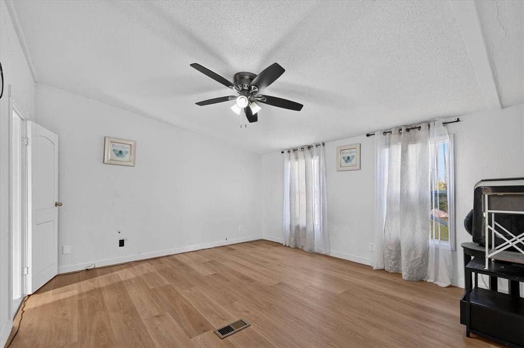 346 E Highline Drive, Royse City, TX 75189 346 E Highline Drive, Royse City, TX 75189