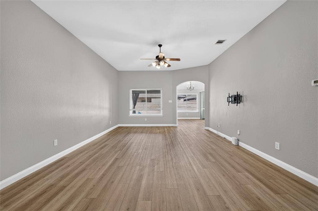 8205 Mule Deer Run, Fort Worth, TX 76179