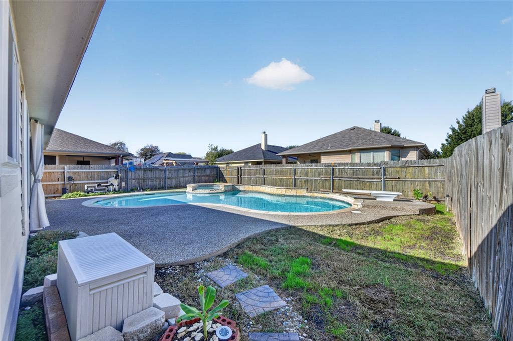 8205 Mule Deer Run, Fort Worth, TX 76179