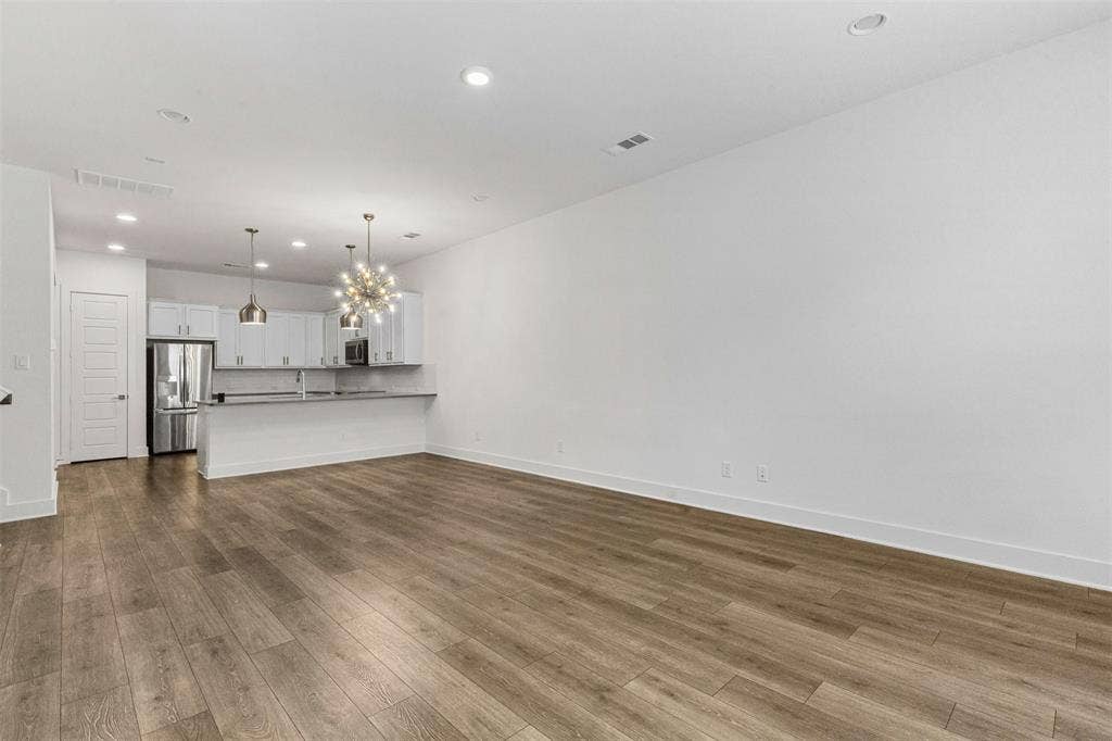 2821 Stanley Avenue, Fort Worth, TX 76110 2821 Stanley Avenue, Fort Worth, TX 76110