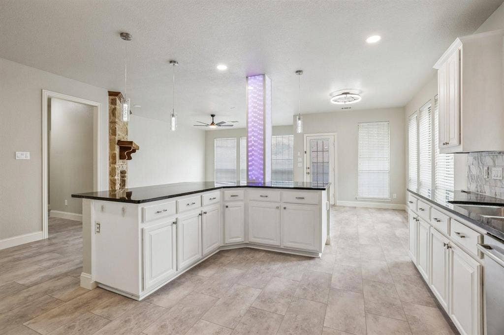 6412 Falcon Ridge Lane, McKinney, TX 75071 6412 Falcon Ridge Lane, McKinney, TX 75071