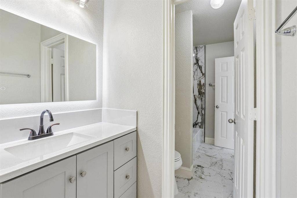 6412 Falcon Ridge Lane, McKinney, TX 75071 6412 Falcon Ridge Lane, McKinney, TX 75071