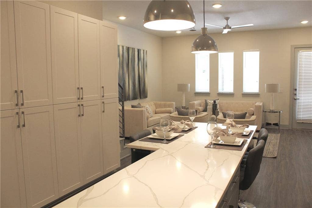 1902 Moser Avenue, #4C, Dallas, TX 75206 1902 Moser Avenue, #4C, Dallas, TX 75206