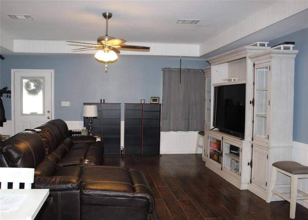 402 Cleveland Street, Bailey, TX 75452 402 Cleveland Street, Bailey, TX 75452
