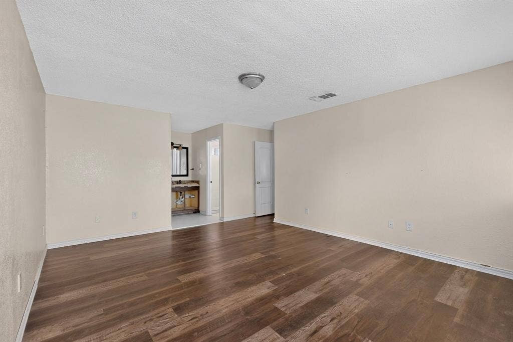 5026 Boca Raton Drive, Garland, TX 75043