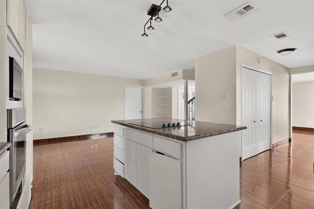 5026 Boca Raton Drive, Garland, TX 75043