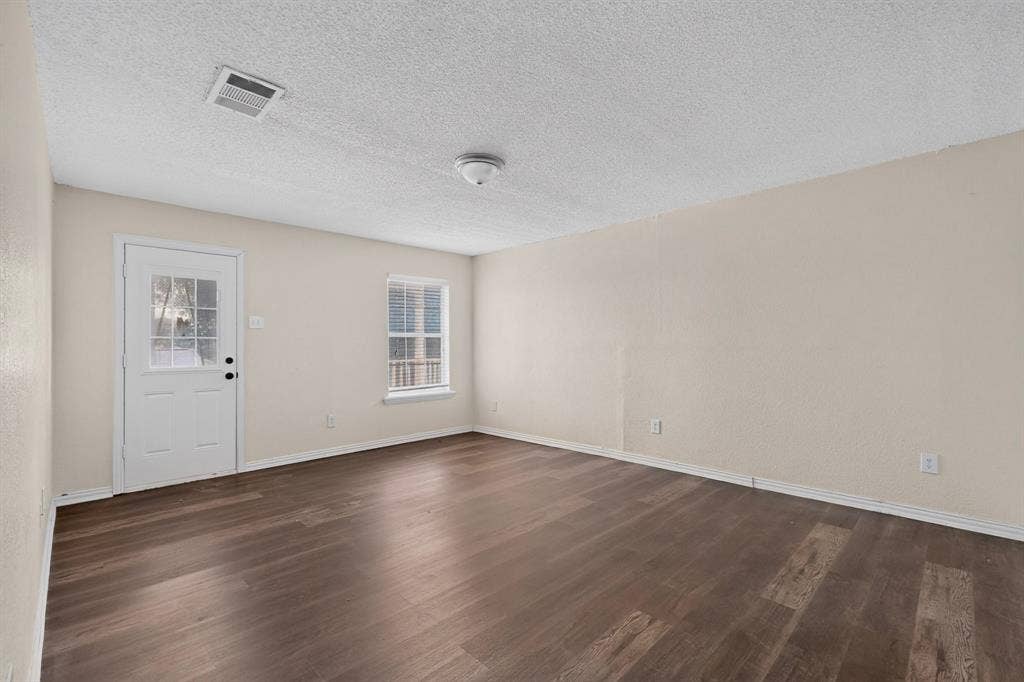 5026 Boca Raton Drive, Garland, TX 75043