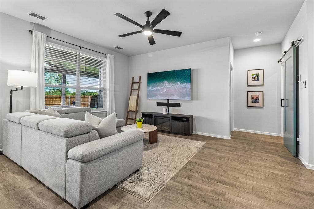 304 Crowfoot Drive, Fort Worth, TX 76131 304 Crowfoot Drive, Fort Worth, TX 76131