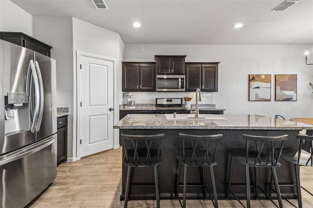 304 Crowfoot Drive, Fort Worth, TX 76131 304 Crowfoot Drive, Fort Worth, TX 76131