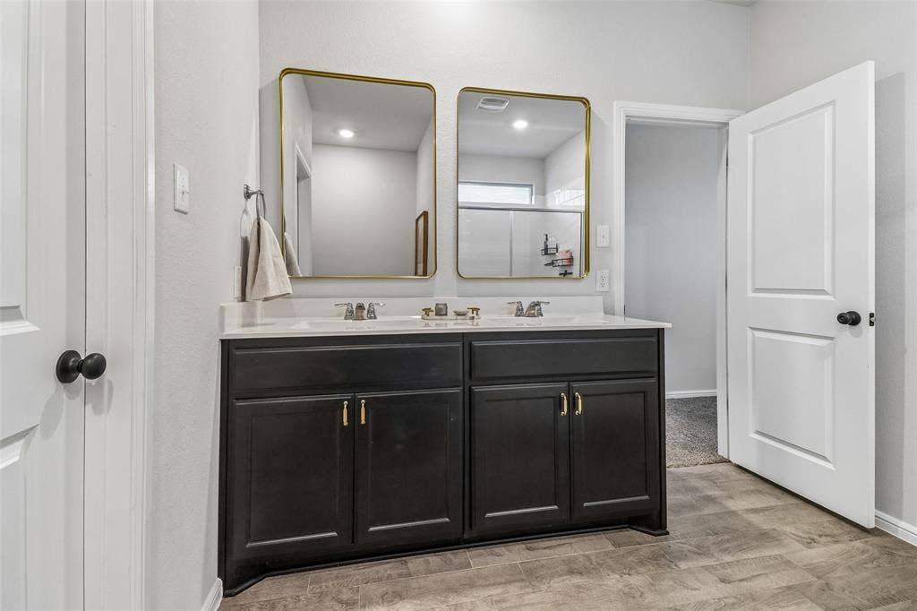 304 Crowfoot Drive, Fort Worth, TX 76131 304 Crowfoot Drive, Fort Worth, TX 76131