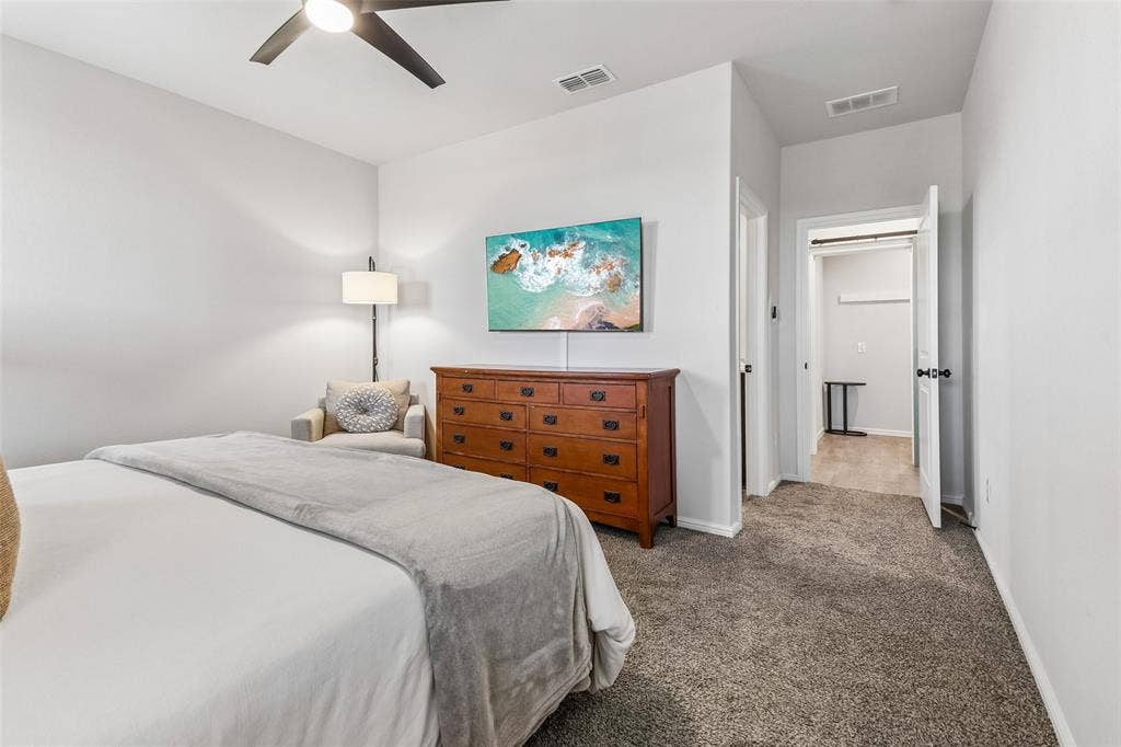 304 Crowfoot Drive, Fort Worth, TX 76131 304 Crowfoot Drive, Fort Worth, TX 76131