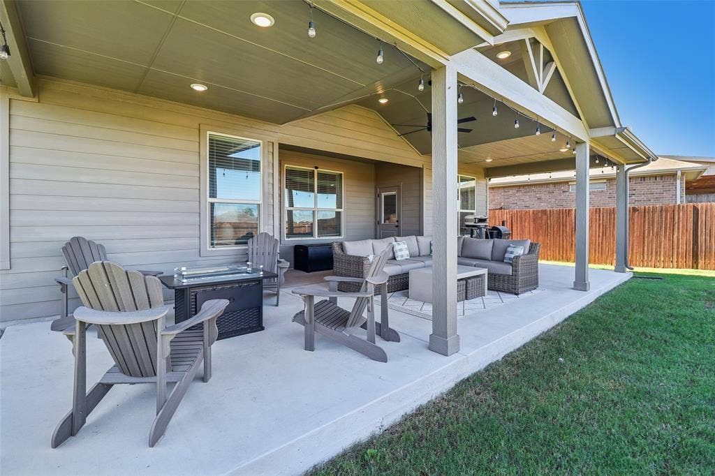 304 Crowfoot Drive, Fort Worth, TX 76131 304 Crowfoot Drive, Fort Worth, TX 76131