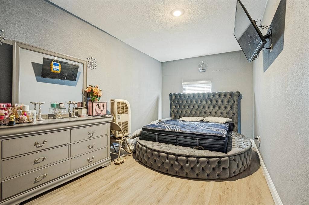 1202 Canyon Oaks Drive, Lancaster, TX 75146 1202 Canyon Oaks Drive, Lancaster, TX 75146