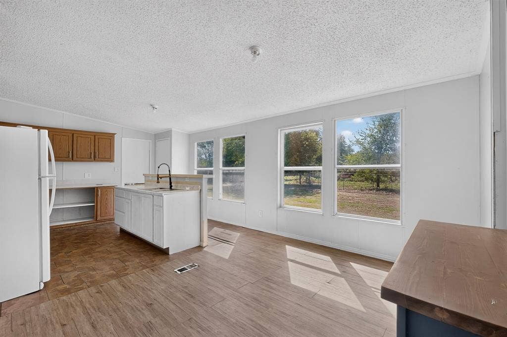 15825 Wingham Road, Caney City, TX 75148 15825 Wingham Road, Caney City, TX 75148