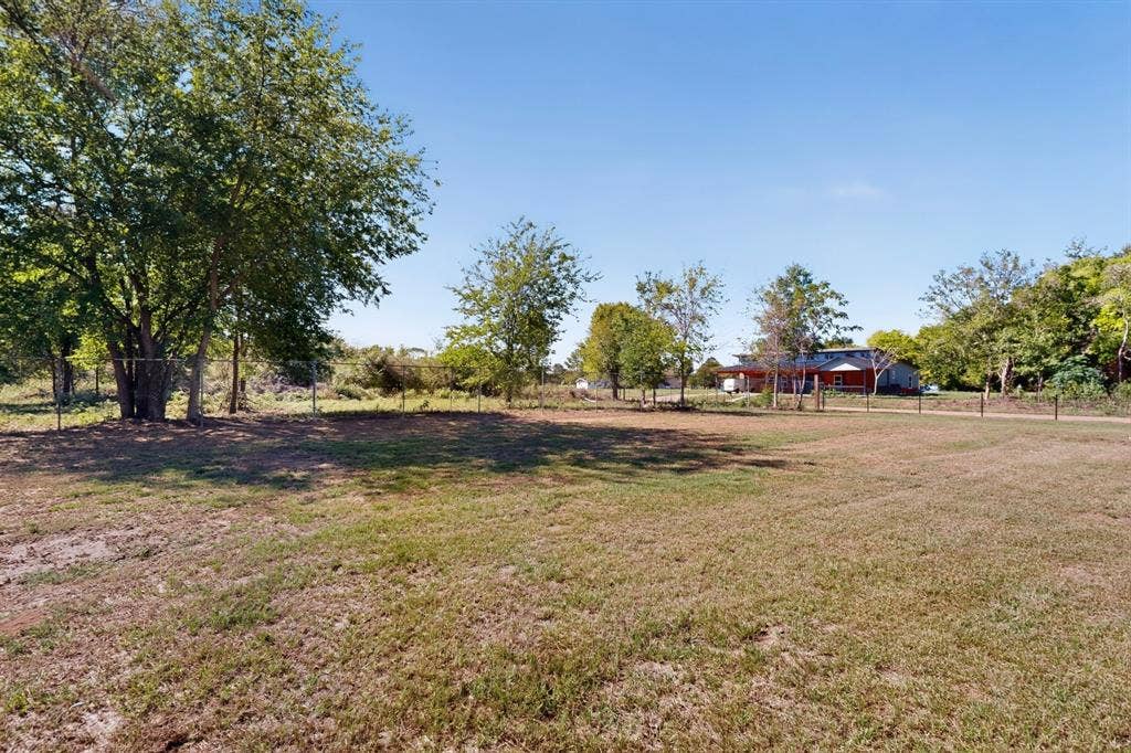 15825 Wingham Road, Caney City, TX 75148 15825 Wingham Road, Caney City, TX 75148