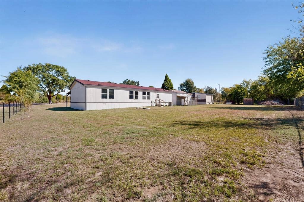 15825 Wingham Road, Caney City, TX 75148 15825 Wingham Road, Caney City, TX 75148