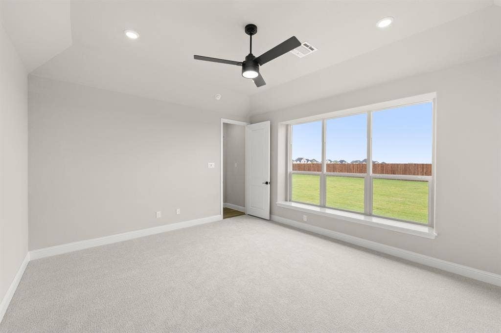 117 Mikasi Street, Godley, TX 76044 Concept 2464 Primary Suite