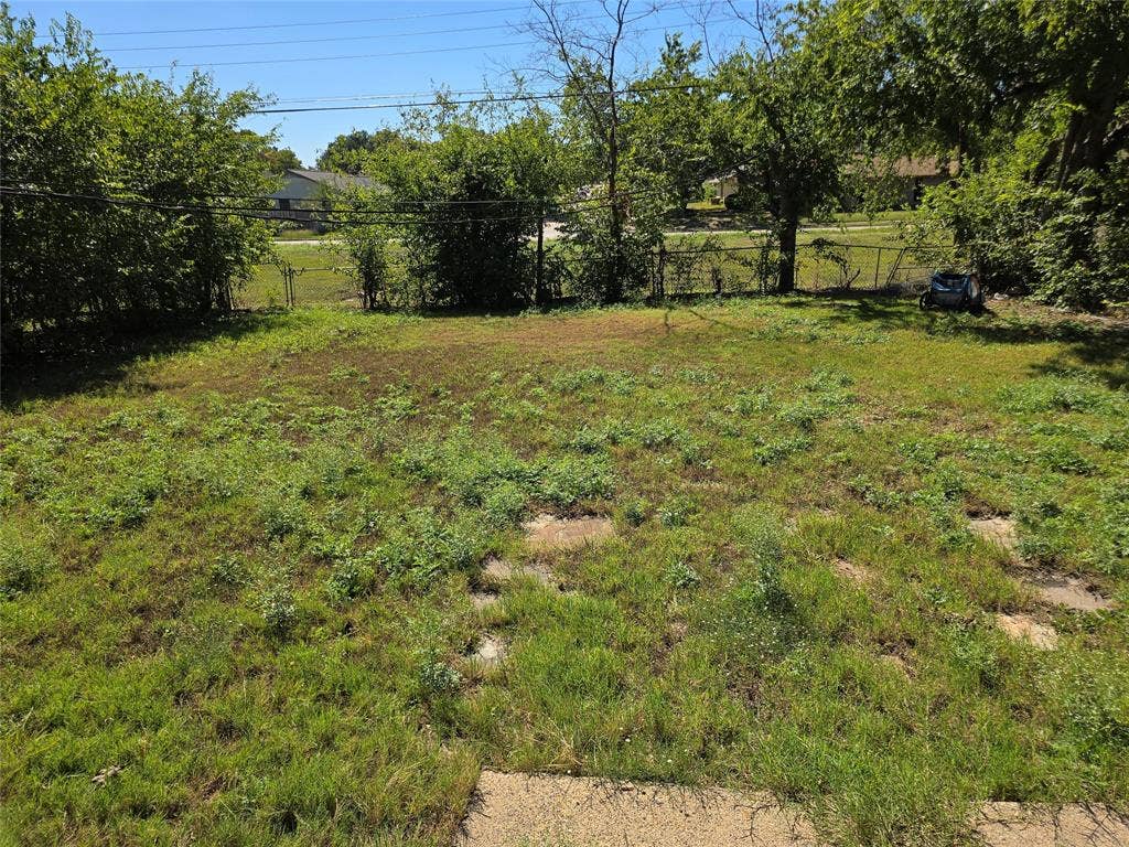3609 Edgebrook Drive, Mesquite, TX 75150 3609 Edgebrook Drive, Mesquite, TX 75150