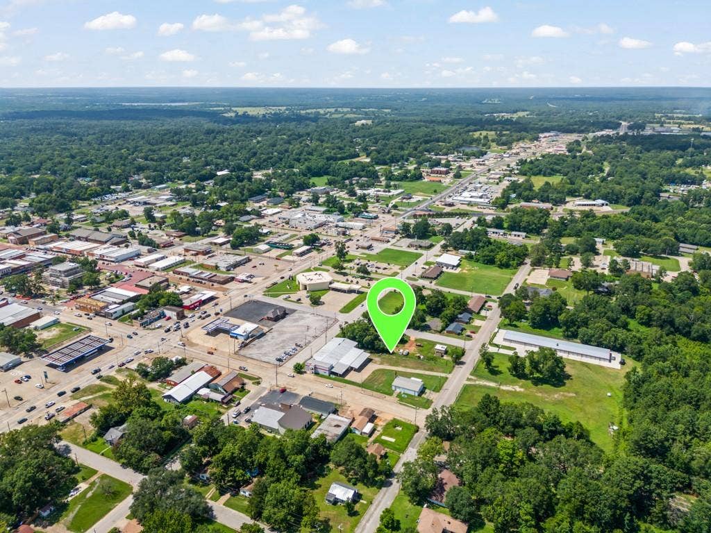 414 E Marshall Street, Gilmer, TX 75644 Additional content
