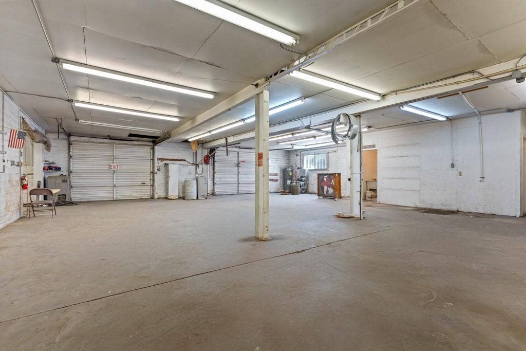 414 E Marshall Street, Gilmer, TX 75644 Additional content