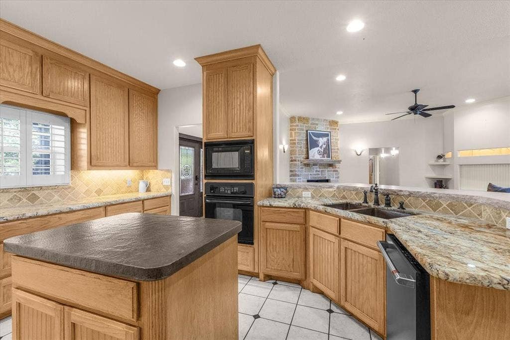 2405 Cold Springs Road, Weatherford, TX 76088