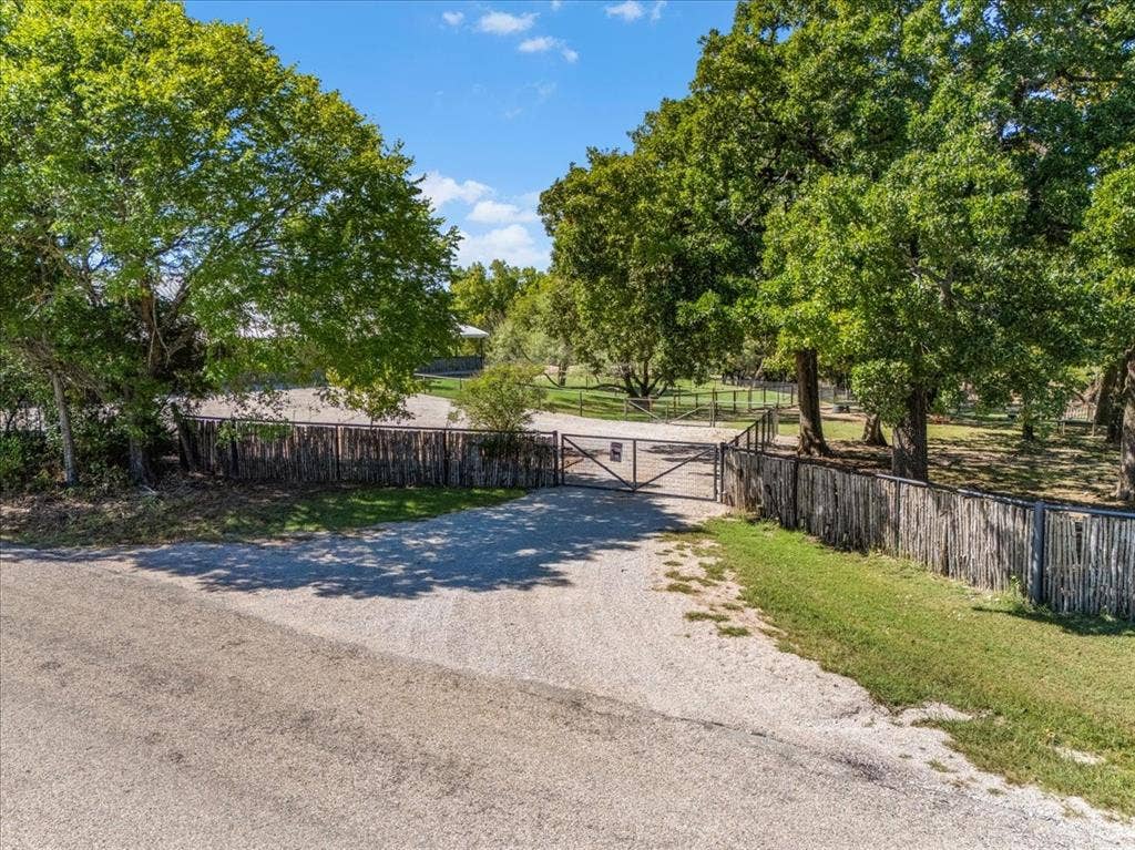 2405 Cold Springs Road, Weatherford, TX 76088