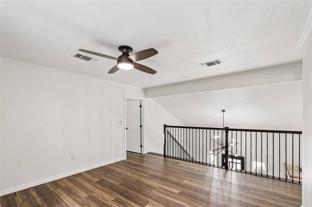 2107 Elmwood Boulevard, Dallas, TX 75224 2107 Elmwood Boulevard, Dallas, TX 75224