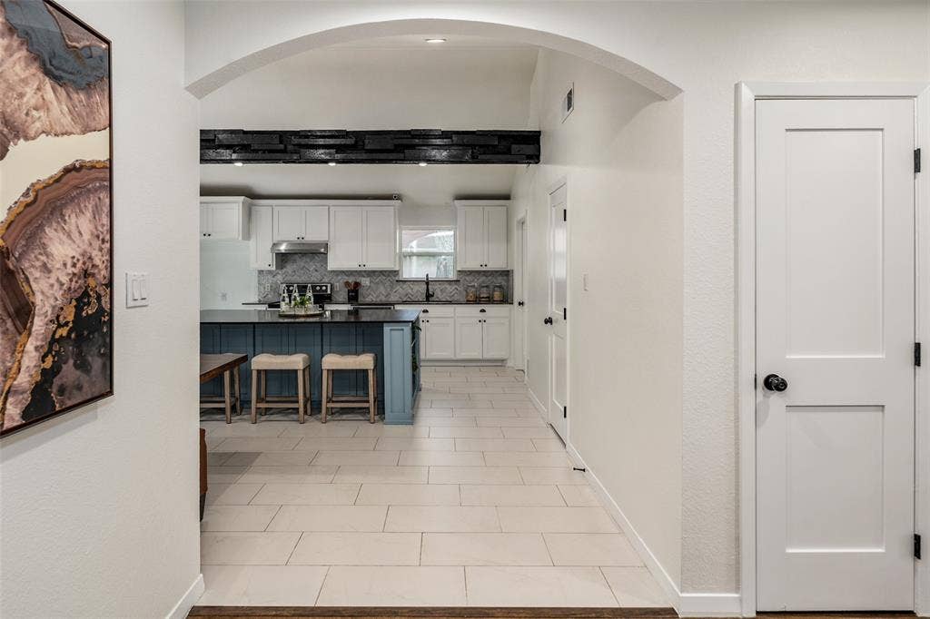 2107 Elmwood Boulevard, Dallas, TX 75224 2107 Elmwood Boulevard, Dallas, TX 75224
