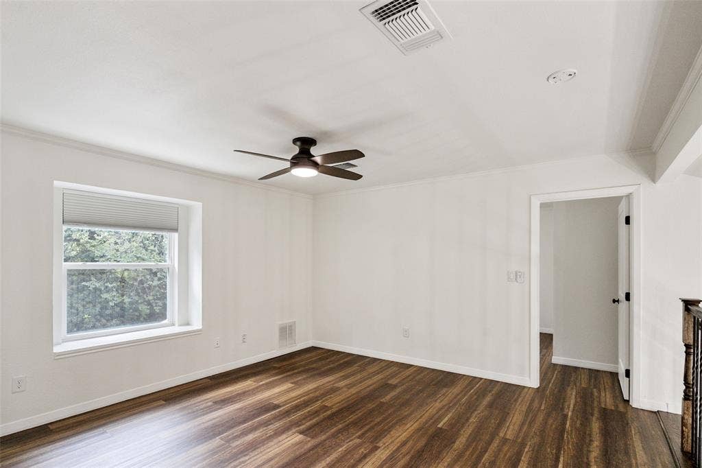 2107 Elmwood Boulevard, Dallas, TX 75224 2107 Elmwood Boulevard, Dallas, TX 75224