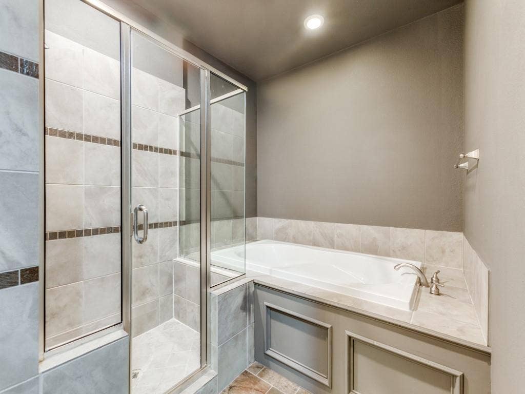 1620 Carpenter Drive, Plano, TX 75074 1620 Carpenter Drive, Plano, TX 75074