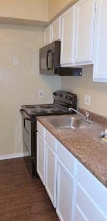 105 E Tyler Street, #A, Ennis, TX 75119