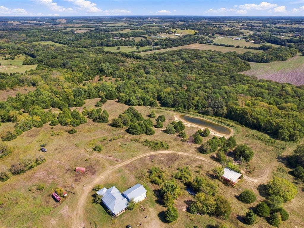 828 Blanton Hill Road, Whitewright, TX 75491 828 Blanton Hill Road, Whitewright, TX 75491