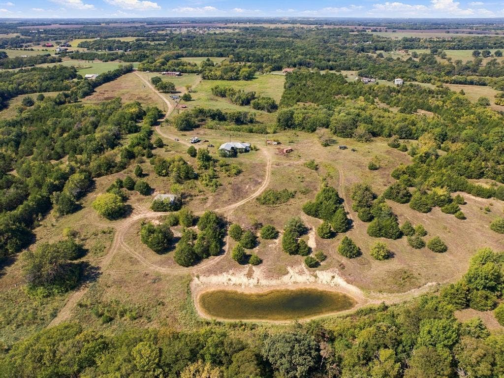 828 Blanton Hill Road, Whitewright, TX 75491 828 Blanton Hill Road, Whitewright, TX 75491