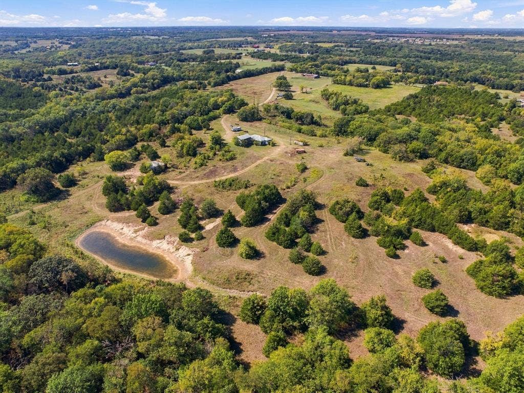 828 Blanton Hill Road, Whitewright, TX 75491 828 Blanton Hill Road, Whitewright, TX 75491