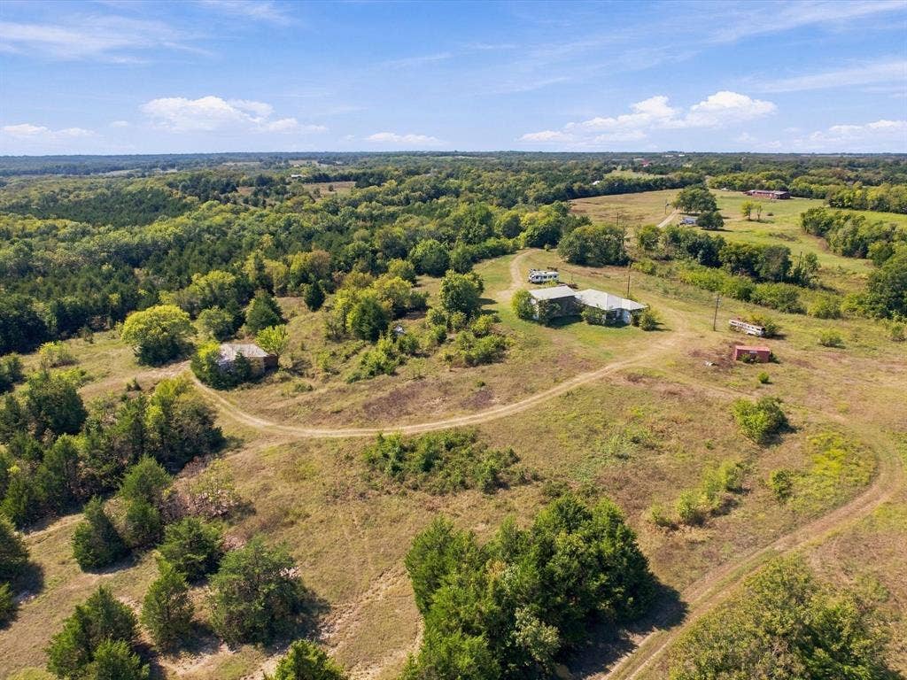 828 Blanton Hill Road, Whitewright, TX 75491 828 Blanton Hill Road, Whitewright, TX 75491
